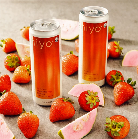 Hiyo - Strawberry Guava